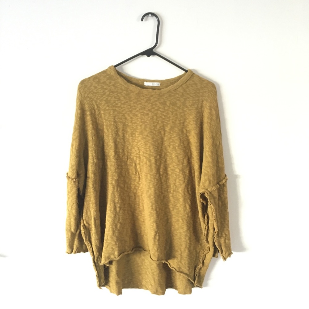 OAK + FORT mustard/yellow greenish textured top M/L